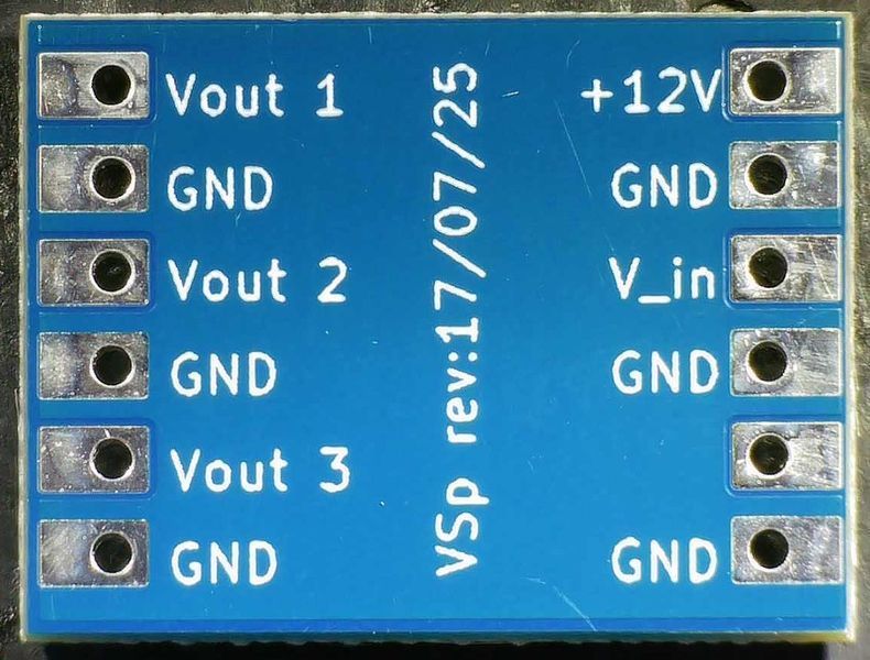 Активний відеоспліттер FPV 1&times;3 PAL/NTSC, 75 Ом, 5&ndash;12 В 208_T фото